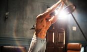 Bir Beyefendi izle (2017)