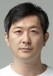 山中アラタ