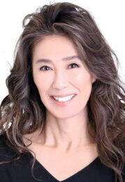 萬田久子