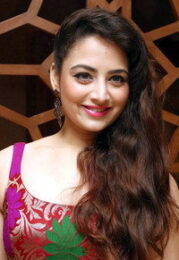 Zoya Afroz